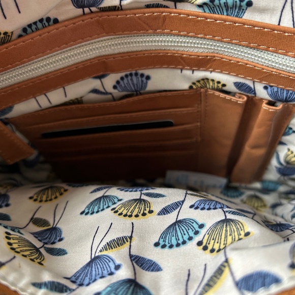 TAN LATICO LEATHER CROSSBODY BAG - JAMIE 7991 - NIVER USED - WITH TAG - Picture 6 of 7